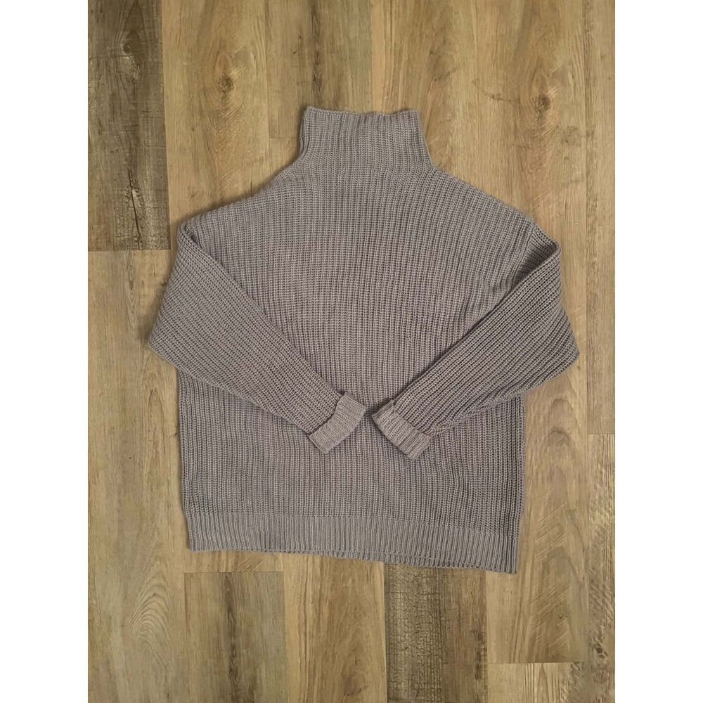 American Eagle Oversized Fit Gray Mockneck Sweater, size M